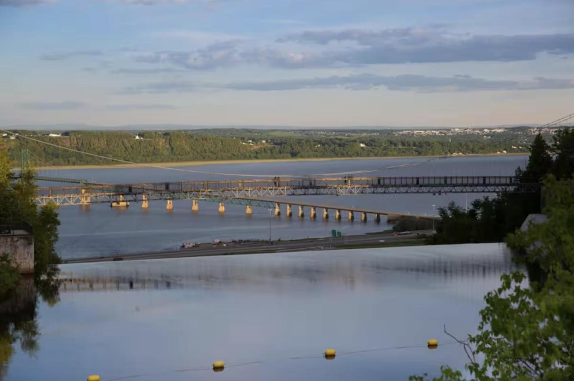 Initial - Explorateur - Chutes-Montmorency Boischatel Экстерьер фото